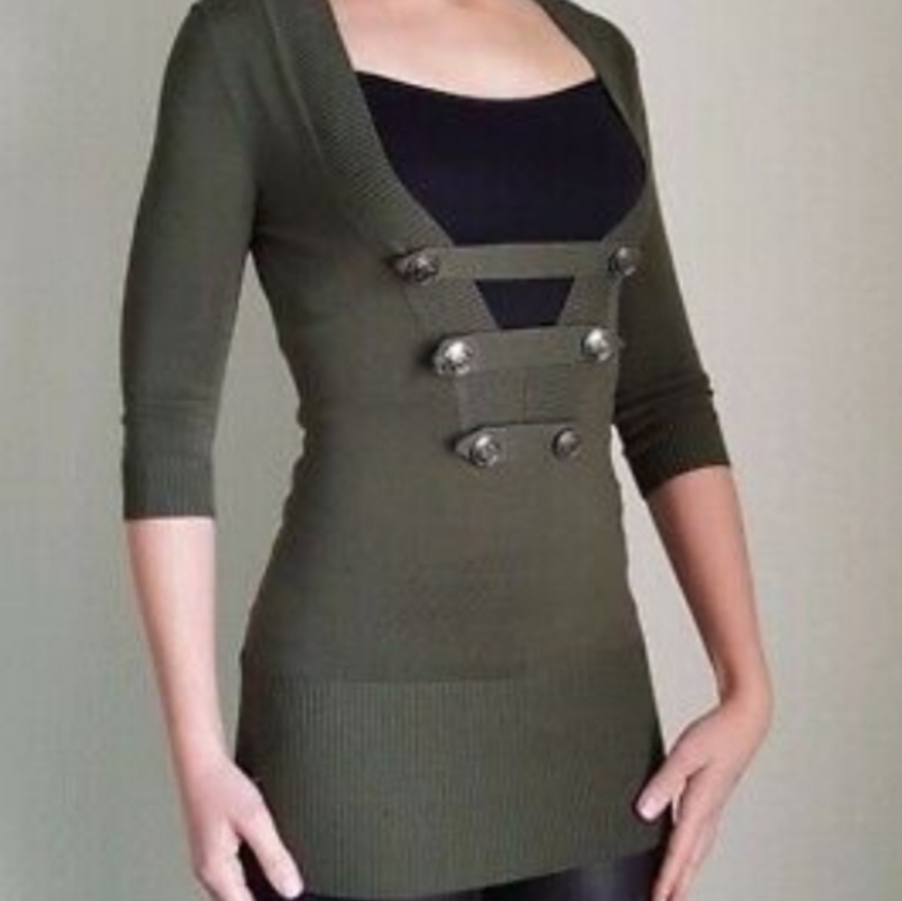 Venus sweater